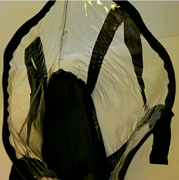 Plastic tote - Picture 3 of 3